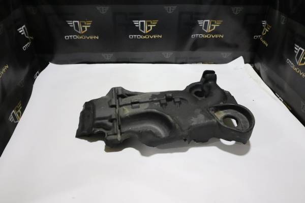 FORD TRANSİT 100 L-S-V ÇIKMA PARÇA  2020 MOTOR ÜST KORUMA PLASTİĞİ